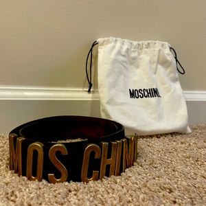 Moschino logo belt
